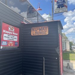 Nu-Way Restaurant & Lounge - Entrance