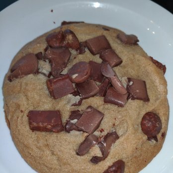 Blind Onion Pizza & Pub - Mmm chocolate chip cookies - Pizza Near Me - Vancouver, Washington