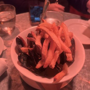 Buvette - Moules au Curry - French Near Me - New York, New York