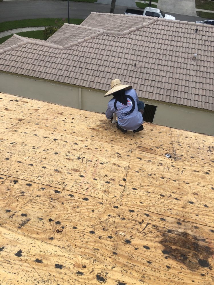 Slide of Kevin Mark Roofing