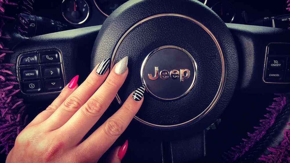 Regal Nails Logo