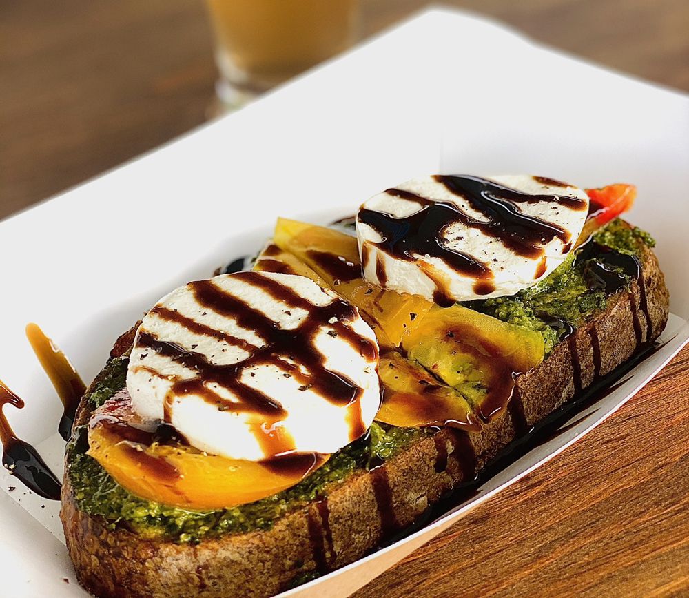 Toasties Gourmet Logo