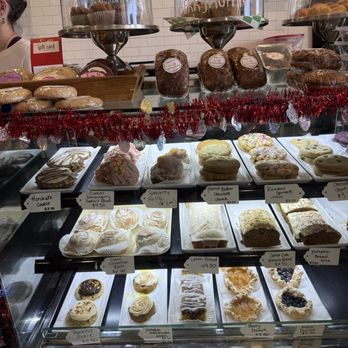 Wevegan Cafe - pastry display - Bakeries Near Me - Tampa, Florida
