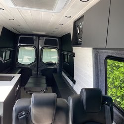 Azul Wellness - Our mobile office
