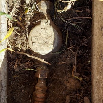 Alfredo's Landscape and Gardening Services - New copper pipe at main water meter. - Gardeners Near Me - Riverside Ca