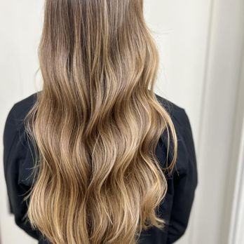 Robins Hair Salon - Hair Salons Near Me - Charleston, Illinois Robins Hair Salon - Hair Salons Near Me - Charleston, Illinois