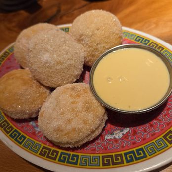RAMEN-SAN - Mini doughnuts with caramel pastry cream. - Ramen Near Me - Chicago, Illinois RAMEN-SAN - Mini doughnuts with caramel pastry cream. - Ramen Near Me - Chicago, Illinois