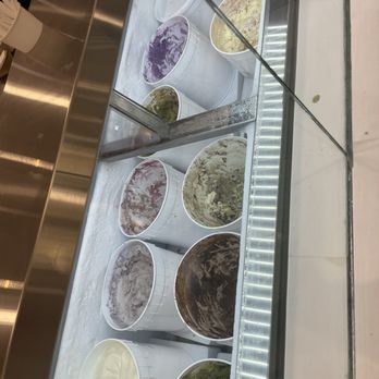 Churnt Creamery - So many flavors! - Desserts Near Me - Arcadia, California