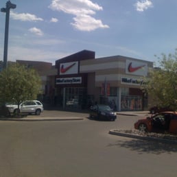nike edmonton outlet