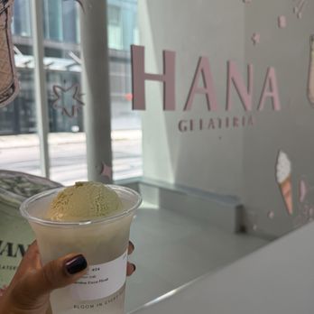 Hana Gelateria - Float - Ice Cream & Frozen Yogurt Near Me - Queens, New York