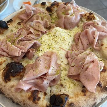 19seventy - Fantastic pizza. Mortadella has become a "thing," and it's done right here. - Italian Near Me - Whittier, California