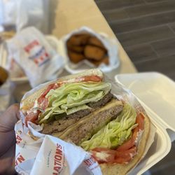 Nation’s Giant Hamburgers