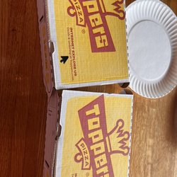 Toppers Pizza - Think the cardboard actually might have tasted better