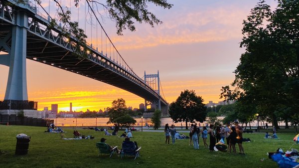 Astoria Park by null