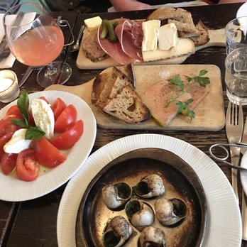 Le Petit Cler - Bistros Near Me - Paris, 75