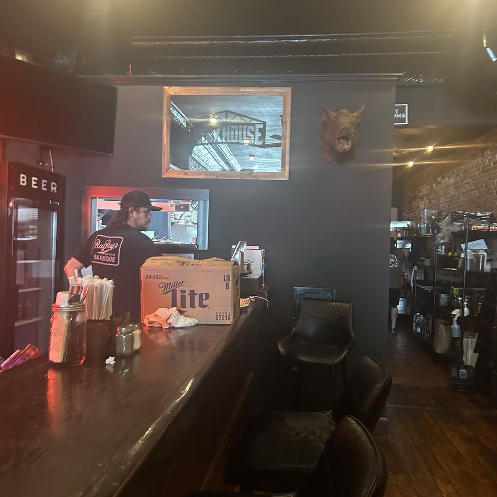 Ray Ray's Barbeque - Inside bar area - Barbeque Near Me - Marion, Ohio Ray Ray's Barbeque - Inside bar area - Barbeque Near Me - Marion, Ohio