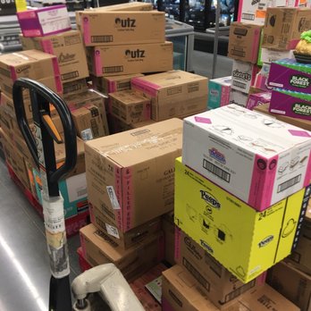Walmart - the shelves are empty and what are 7 employees stocking the shelves with? PEEPS and Robin Eggs...Easter candy! - Grocery Near Me - Saint Johns, Florida