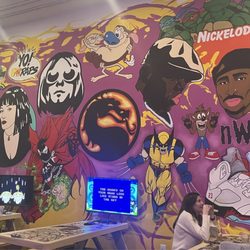 Cool mural & music celebrating the 90s