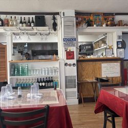 Sherpa Cafe - Inside decor