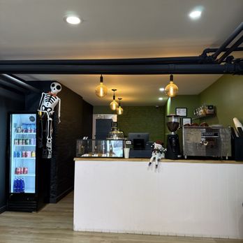 Java Cafe - Holiday decor ‍ - Bakeries Near Me - Albany, New York
