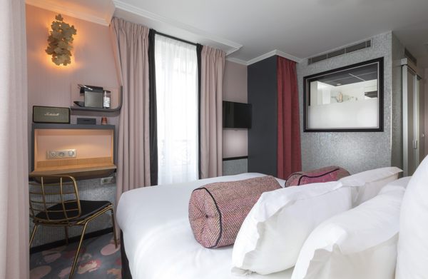 Hôtel du Cadran by Collection Vesper (Hôtel rue Cler Paris, Hotel Tour Eiffel Paris) by null