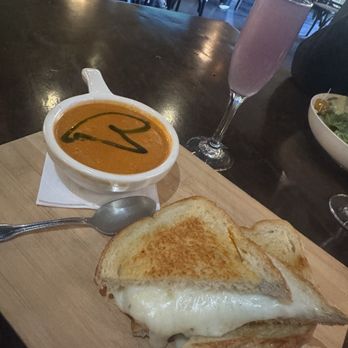 Red Table - Gastropubs Near Me - Huntington Beach, California Red Table - Gastropubs Near Me - Huntington Beach, California