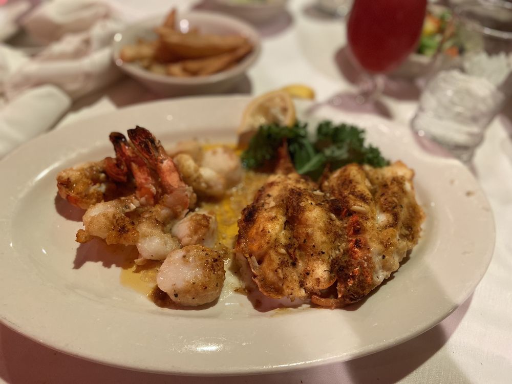 Sea Shore Restaurant & Marina