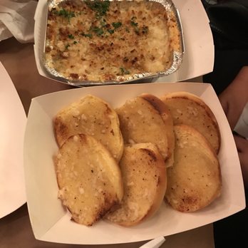 theBoil - Mac & Cheese and Garlic Bread - Cajun/Creole Near Me - New York, New York theBoil - Mac & Cheese and Garlic Bread - Cajun/Creole Near Me - New York, New York