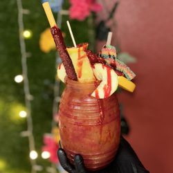 Helados El Azteca - Aguas frescas locas
