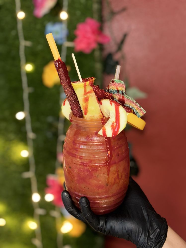 Helados El Azteca Logo