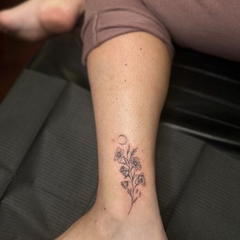 The Scarlett Rose Tattoo - flowers for each one of my kids, petals falling off one for our miscarriage baby, God is always good just like the moon is always round - Tattoo Near Me - Murrieta, California The Scarlett Rose Tattoo - flowers for each one of my kids, petals falling off one for our miscarriage baby, God is always good just like the moon is always round - Tattoo Near Me - Murrieta, California