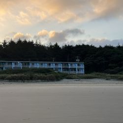 Silver Surf Motel - Motel from beach
