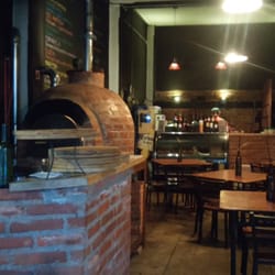 Deli 915 - Interior