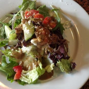 Freda's Seafood Grille - House salad with balsalmic vinegrette - Seafood Near Me - Austin, Texas