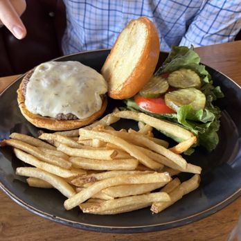Castle Cafe - Steak Burger - Bars Near Me - Castle Rock, Colorado