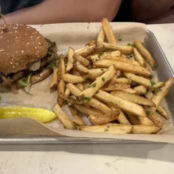 Twohey’s Restaurant - Turkey burger with garlic fries - New American Near Me - South Pasadena, California Twohey’s Restaurant - Turkey burger with garlic fries - New American Near Me - South Pasadena, California