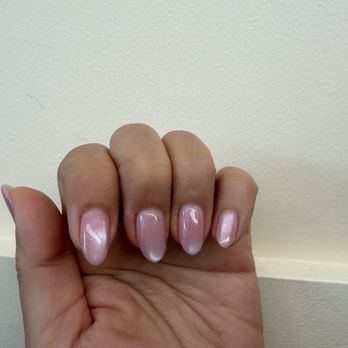 ICON Beauty Lab - Pink cat eye - Nail Salons Near Me - Santa Ana, California ICON Beauty Lab - Pink cat eye - Nail Salons Near Me - Santa Ana, California
