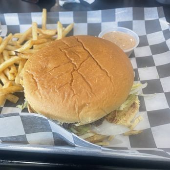 Between Two Buns - Burgers Near Me - Miami, Florida