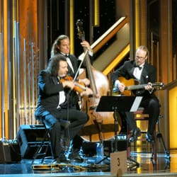 The Teahouse Company - The Black Canary String Band playing the 2015 Golden Globes. This was the second year that they were asked to perform.