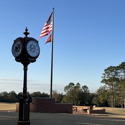 Seminole Legacy Golf Club - The clock and Champions pavilion