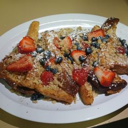 Mama Alba’s Diner