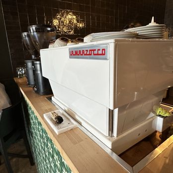 B-side Coffee - Coffee & Tea Near Me - Dallas, Texas B-side Coffee - Coffee & Tea Near Me - Dallas, Texas