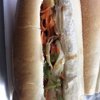 Banh Mi Cali - Chicken Bahn Mi - Vietnamese Near Me - Philadelphia, Pennsylvania Banh Mi Cali - Chicken Bahn Mi - Vietnamese Near Me - Philadelphia, Pennsylvania