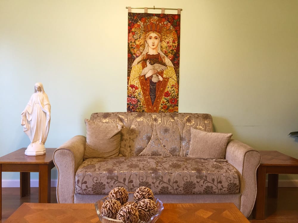 ST HELEN’S Updated August 2024 34 Photos & 15 Reviews 8912 S Gate