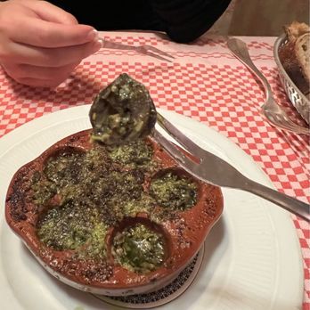 La Fontaine de Mars - Escargot - French Near Me - Paris, 75 La Fontaine de Mars - Escargot - French Near Me - Paris, 75