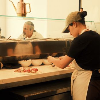 Sei Pizza Bar - Pizzaiola hard at work making delicious pizzas.  (XT5 23mm f/2) - Pizza Near Me - Los Angeles, California