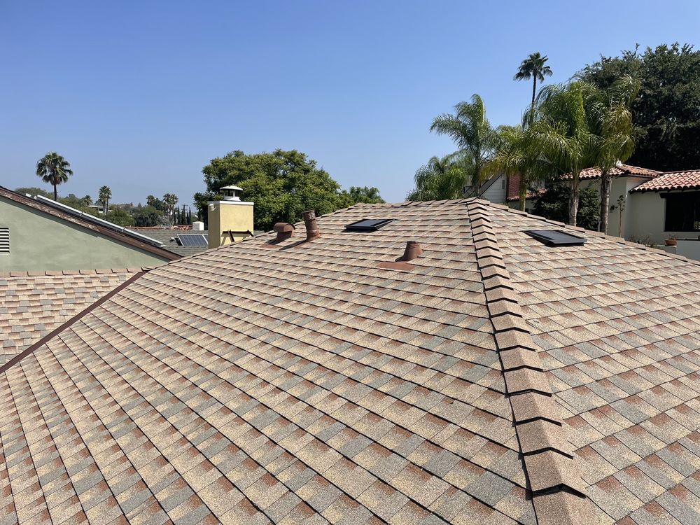 Slide of DT Roofing