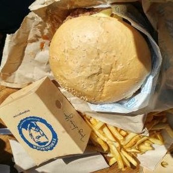 Fergburger - Burgers Near Me - Queenstown, OTA