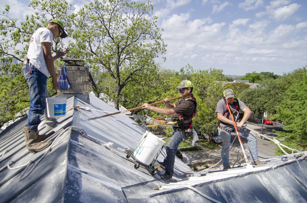 Slide of Freetail Roofing