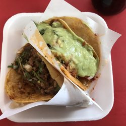 Tacos Los Poblanos - Tacos de birria taco de pastor